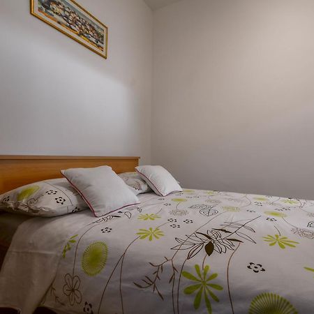 Apartment Vicenco Top Location Split Eksteriør billede