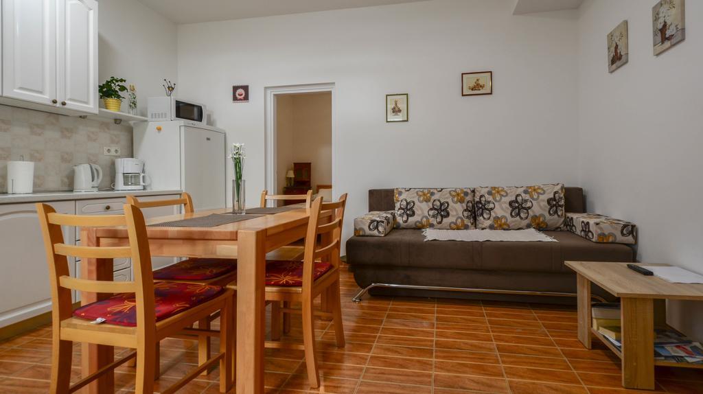 Apartment Vicenco Top Location Split Eksteriør billede